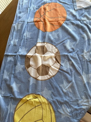 Children's beach towel like new