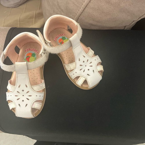 Pablosky StepEasy children's sandals size 21 white anatomical like new