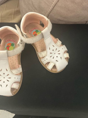 Pablosky StepEasy children's sandals size 21 white anatomical like new
