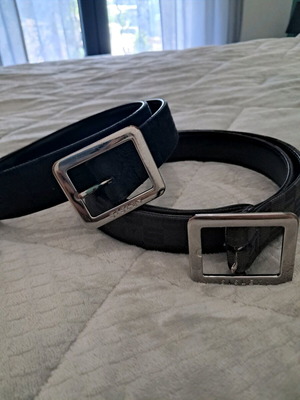 Sisley belt set black and brown like new, size Small