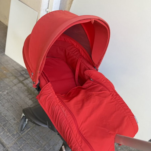 STOKKE Xplory βρεφικό καρότσι με 2 μονάδες, κόκκινο
