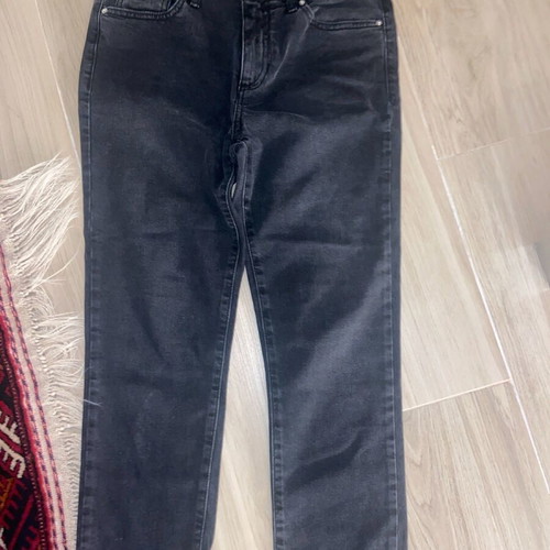 Armani Exchange skinny jeans like new, black cropped, size 29