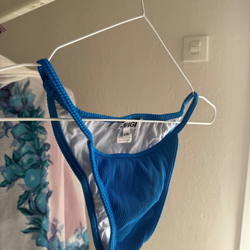 Luigi blue ribbed bikini with light padding