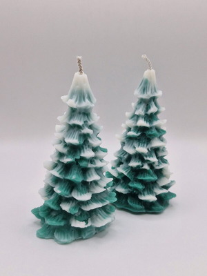 Christmas tree candle new with melomakarono scent