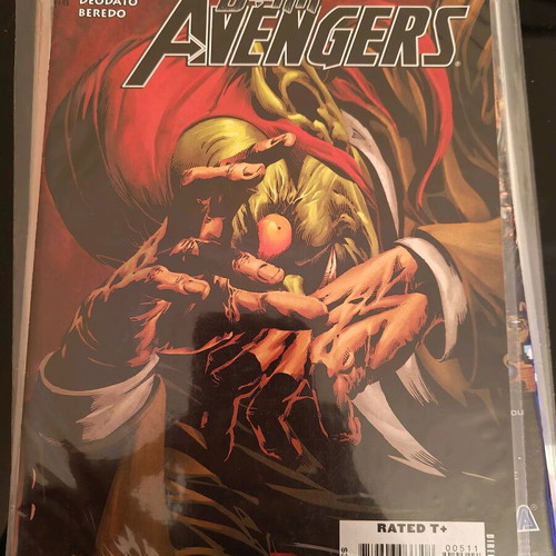 Dark Avengers #5 like new