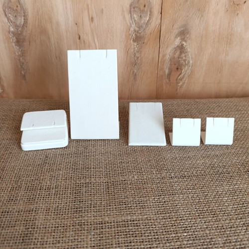 Leather jewelry display stands set of 5 like new for earrings