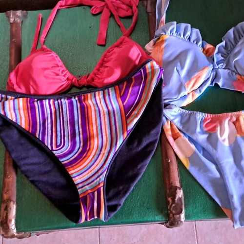 Women's swimsuit set of 4 pieces used, size L