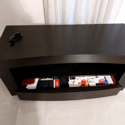 Living room furniture set with leather sofas, coffee table and TV unit