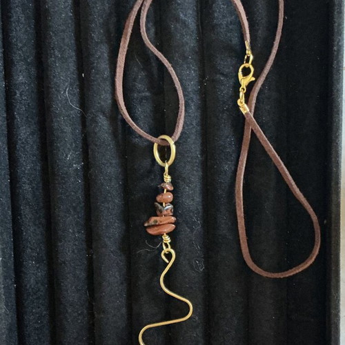 Handmade necklace with mahogany obsidian stones, brass and leather strap