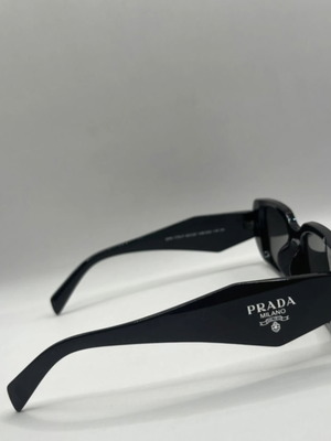 Prada γυαλιά ηλίου σαν καινούργια, μαύρα