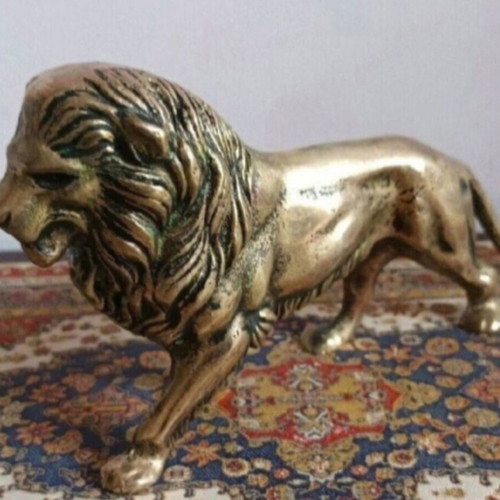 Solid bronze lion sculpture
