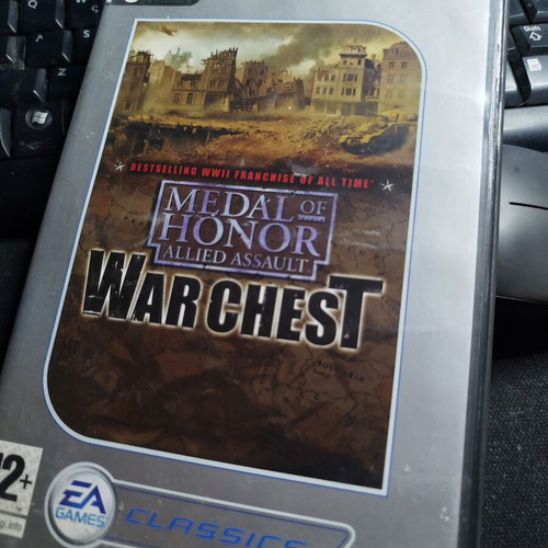 Medal of Honor War Chest PC CD-ROM like new, 4 discs