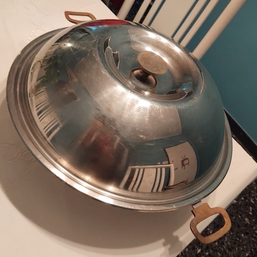 Wok genuine like new for 4 people