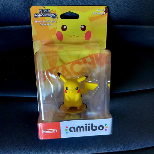 Amiibo Pikachu figure by Nintendo new