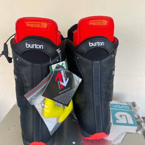 Burton Sapphire Women's Snowboard Boots new, size US 8, black/red
