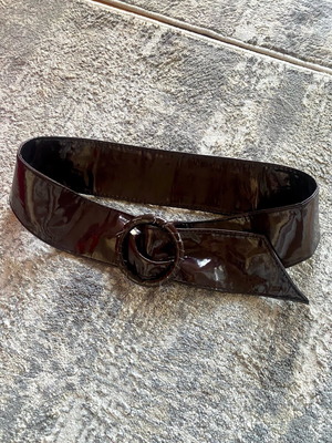Brown Wide Belt with Round Buckle like new, vintage style