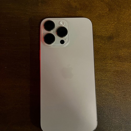 iPhone 16 Pro Max desert like new, 256GB, 16MP camera