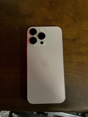 iPhone 16 Pro Max desert like new, 256GB, 16MP camera