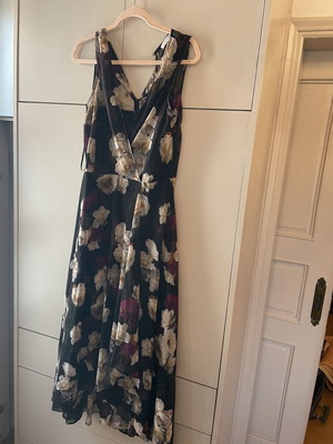 Calvin Klein floral dress new, size L 40 12