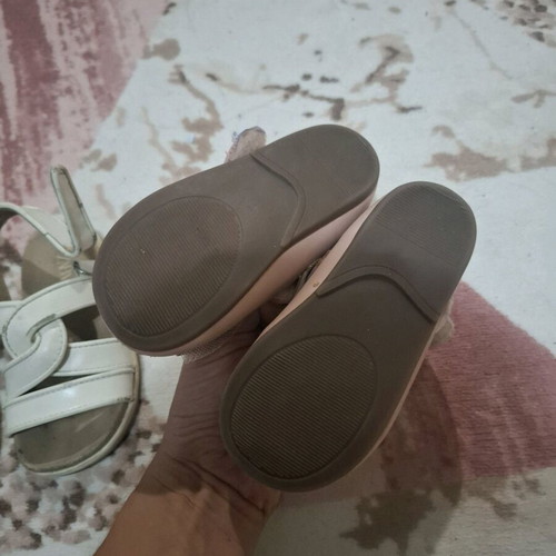 Children's shoes like new, worn once