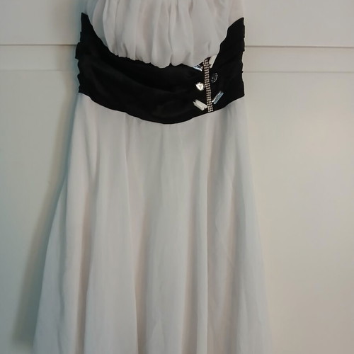 Paranoia strapless dress like new, black and white, size M