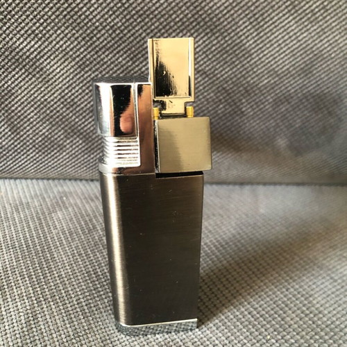 Metal 2-in-1 Lighter with Pipe New, Refillable Butane