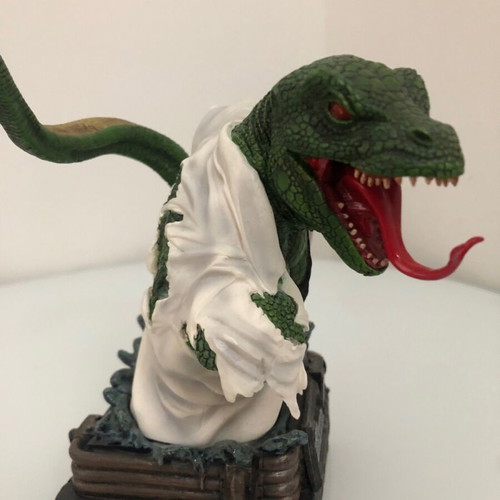 Lizard bust new, 8 inches, Spider-Man villain, Diamond Select