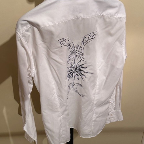 Bitsiani shirt used, white with unique embroidery, size M