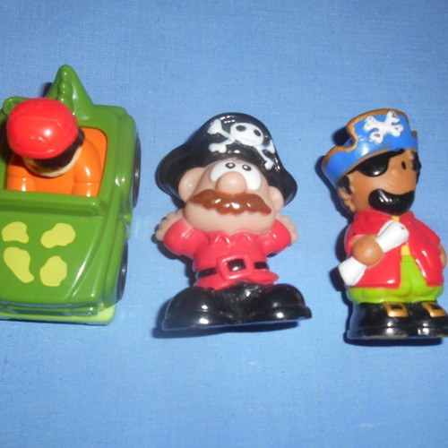 Happy People 5 figures used, set
