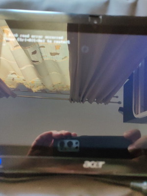 Acer ICONIA TAB W500 tablet with keyboard and carry bag
