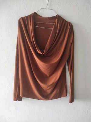 Brown A-Style blouse like new, one size