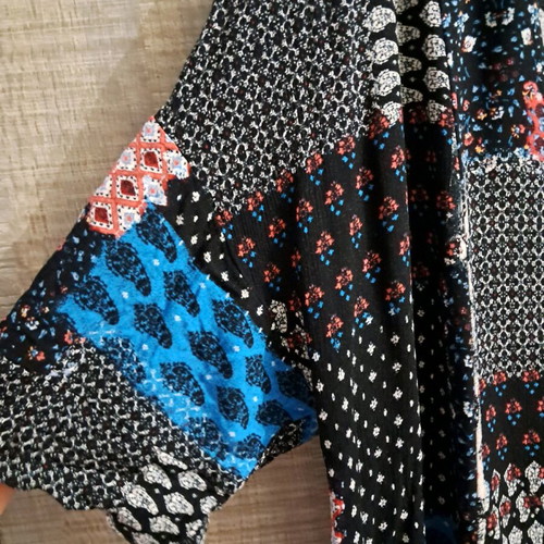 Boho cardigan Bershka NoS with pockets and side openings like new