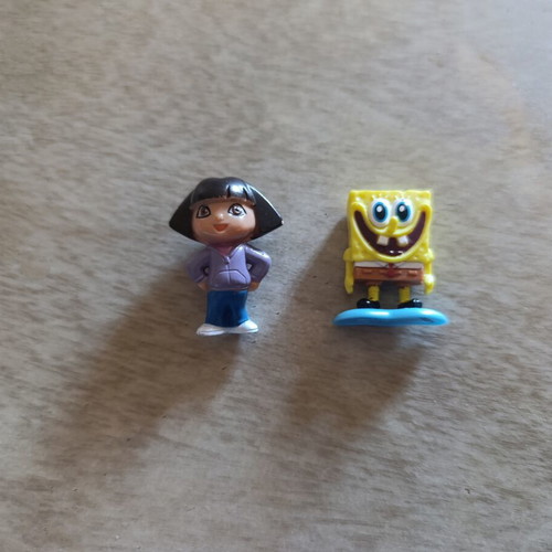 SpongeBob and Dora the Explorer figures set like new