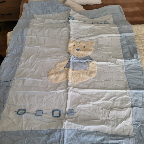 Children's quilt with mini bear, Raxevsky