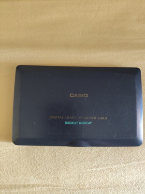 Casio Digital Diary SF 3600ER 64KB like new with new batteries