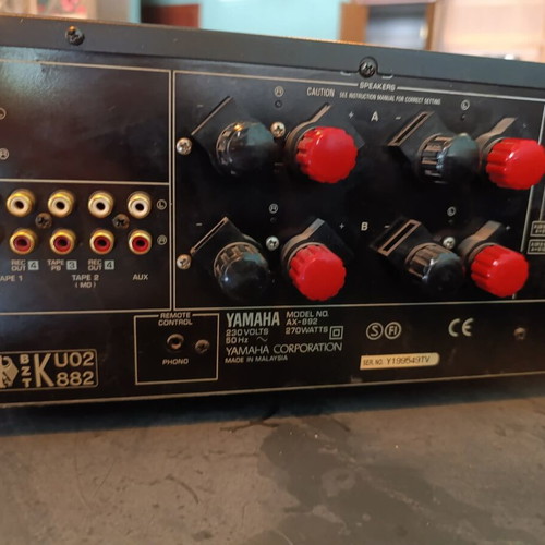 Yamaha stereo amplifier