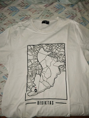 Besiktas short-sleeve shirt like new, size L/XL