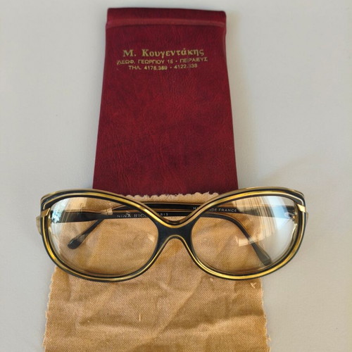 Nina Ricci Vintage 1970s Handmade Glasses like new, black and gold