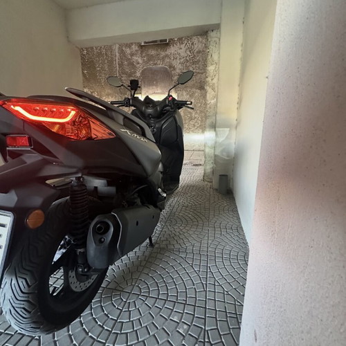 Yamaha X-Max 300 scooter like new, 52,000 km, recent service
