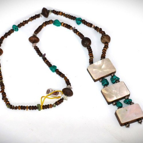 Necklace with coconut beads and semi-precious stones, new