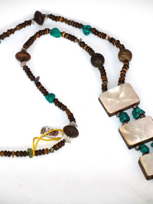 Necklace with coconut beads and semi-precious stones, new