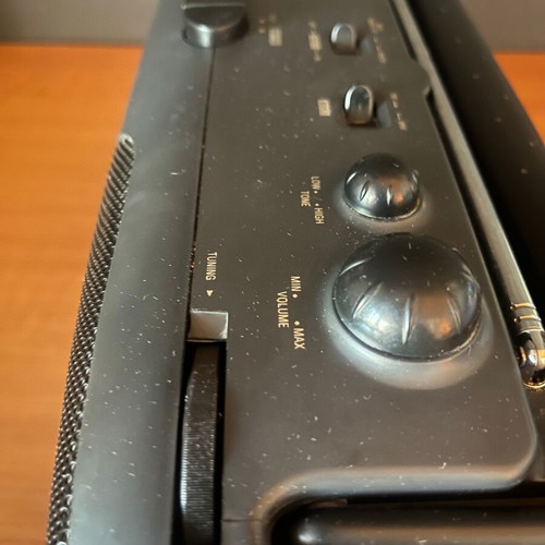 Philips AQ4150 portable radio cassette player, vintage 90s