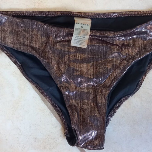 Strapless shiny bikini new, brown with removable strap and padding