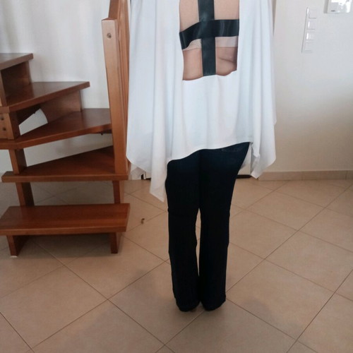 Long asymmetric blouse with print like new, white