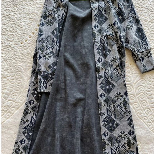 Kimono overcoat like new one size with embossed knit and boho pattern