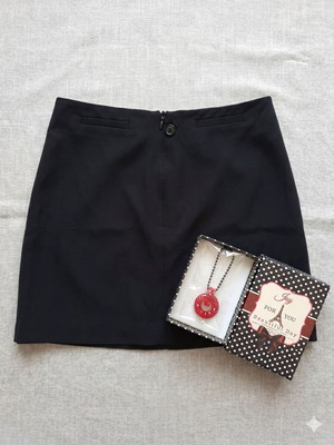 On Line Mini Black Skirt Size 2 Like New with Gift Necklace