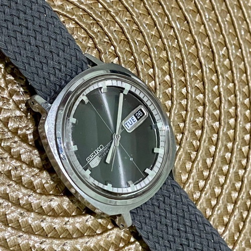 Seiko 6119-6003 Vintage watch used, gray