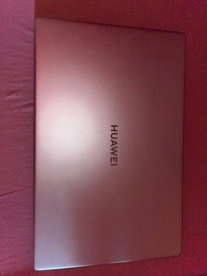Huawei D15 laptop Ryzen 8GB RAM 256GB SSD