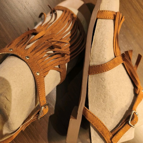 H&M boho style suede sandals size 40 used