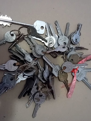 Keys used, assorted pack all together